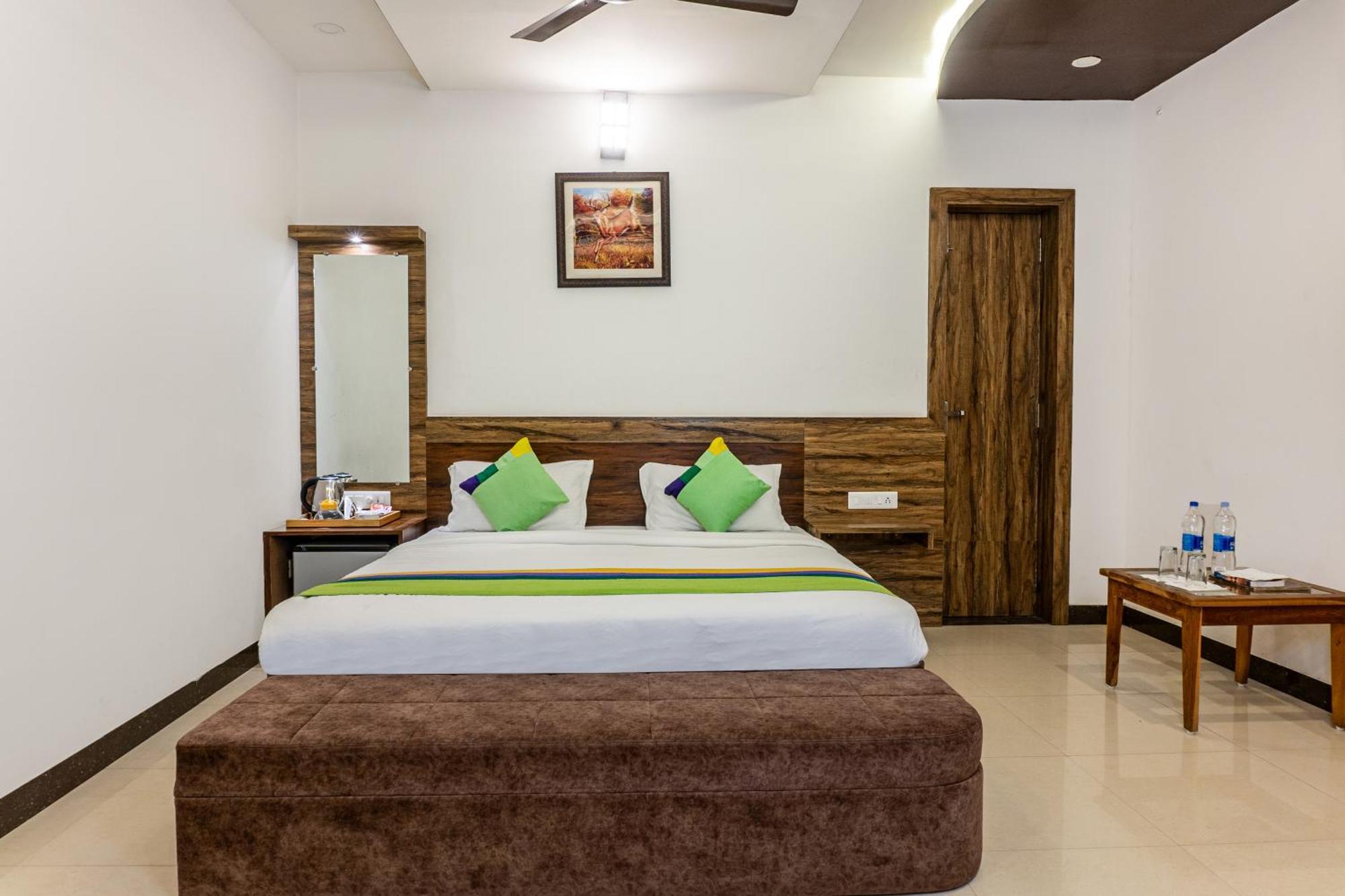 Hotel Treebo Spirit Residency Udaipur Exterior foto