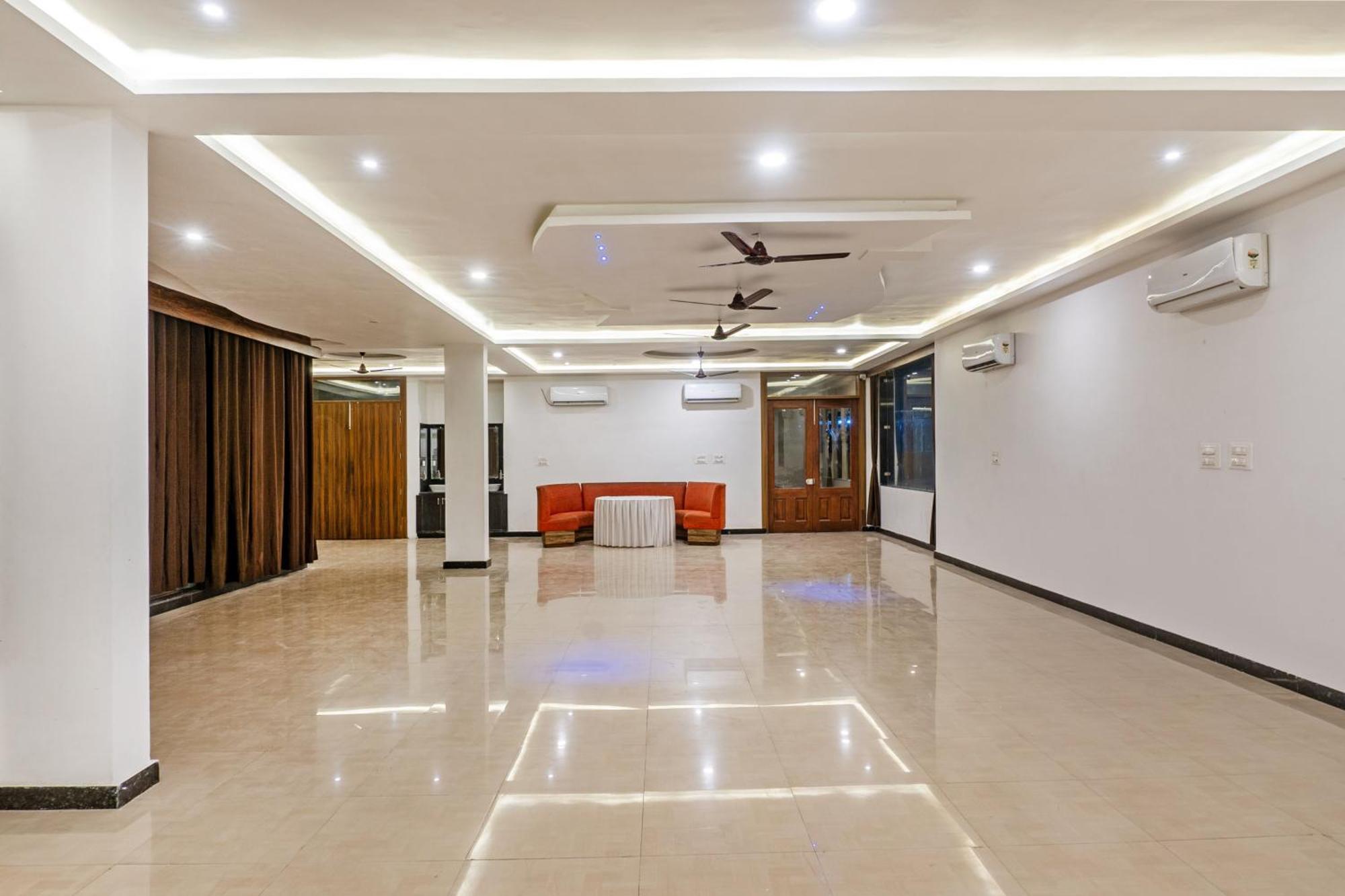 Hotel Treebo Spirit Residency Udaipur Exterior foto